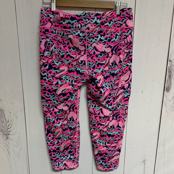 Lilly Pulitzer Luxletic Cropped Leggings Lobstah Roll Print Women’s Large EUC - Picture 4 of 11